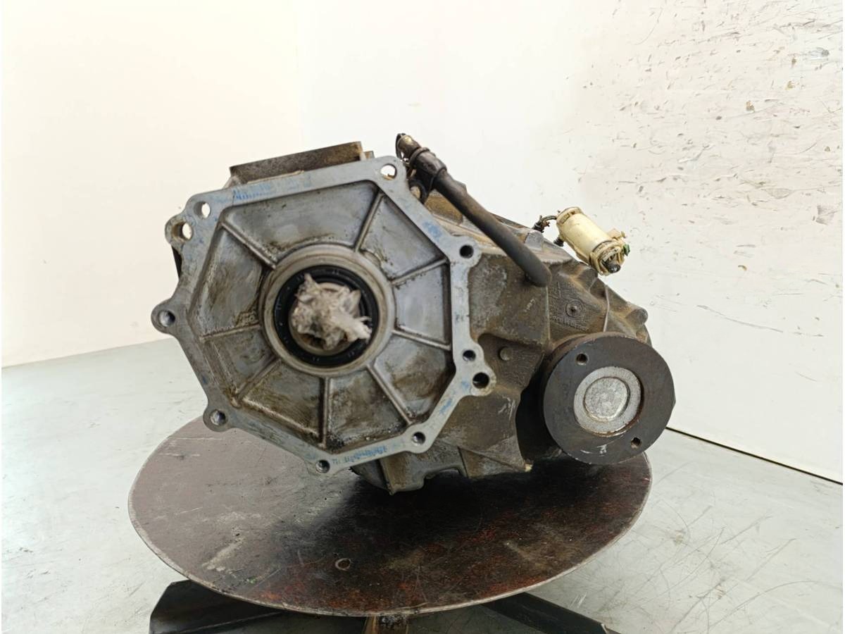 Раздаточная коробка Kia Sorento, 2007 г., OEM 4730049200, арт. EWE126-4