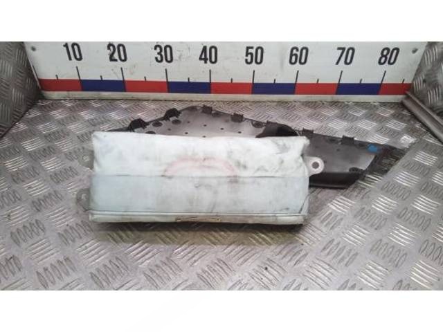 Подушка безопасности пассажира Ford Focus, 2000 г