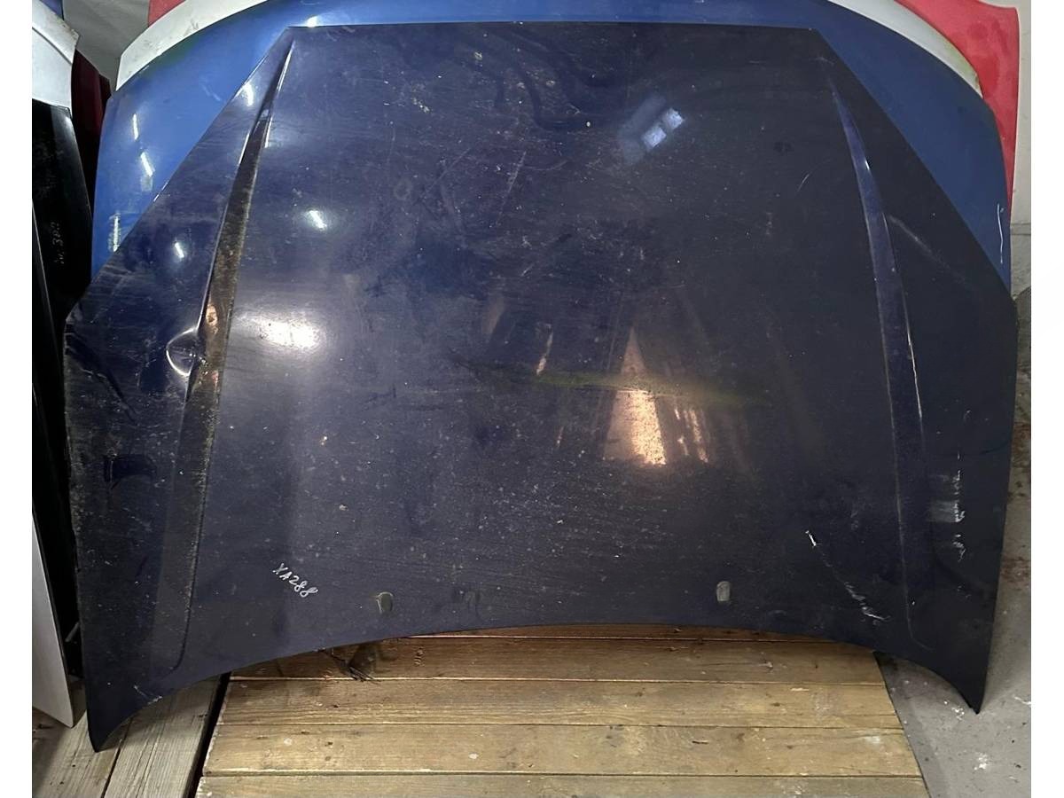 Капот Ford Focus, 1999 г