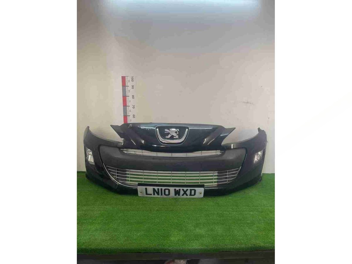 Новое Peugeot 308, 2010 г., арт. 01680