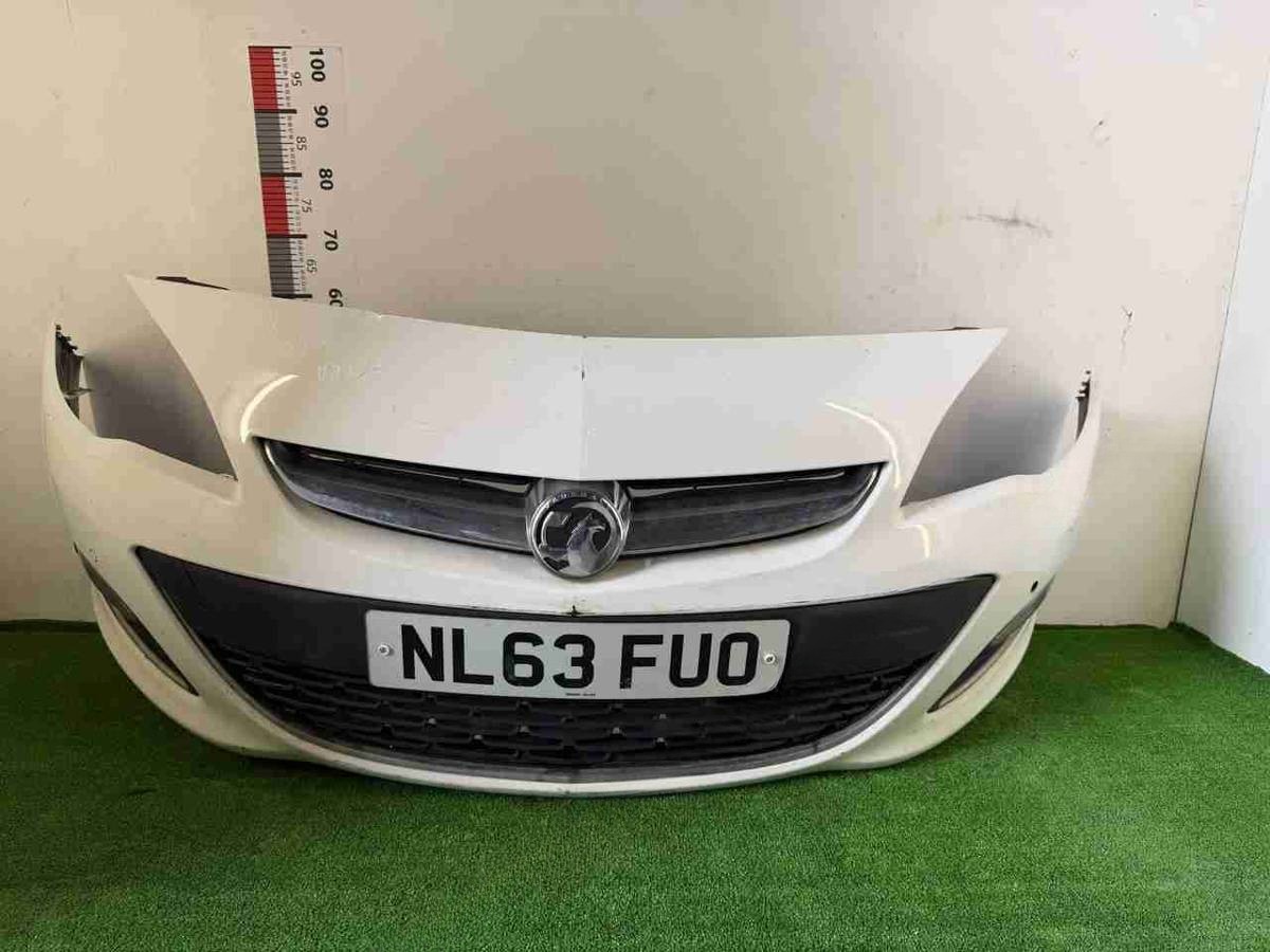 Новое Opel Astra, 2013 г., арт. 01842