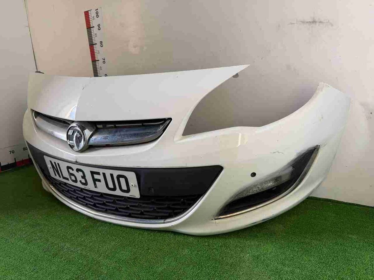 Новое Opel Astra, 2013 г., арт. 01842, фото 2