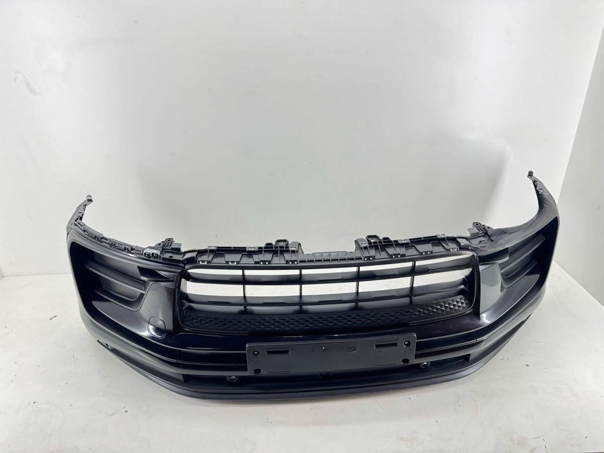 Новое Porsche Macan, 2021 г., OEM 95B121333D, арт. 13192