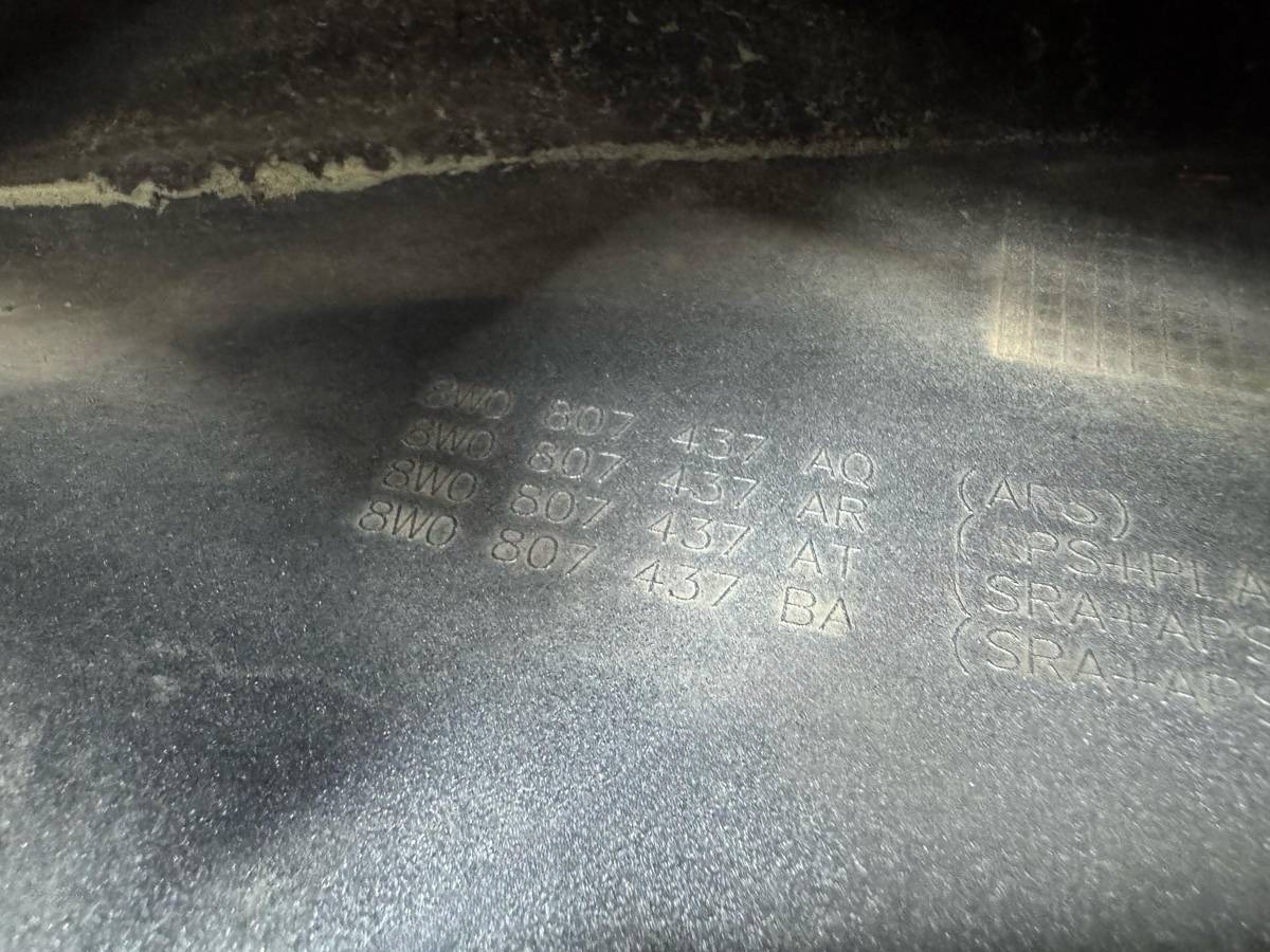 Новое Audi A4, 2024 г., OEM 8W0807437, арт. 4581, фото 7