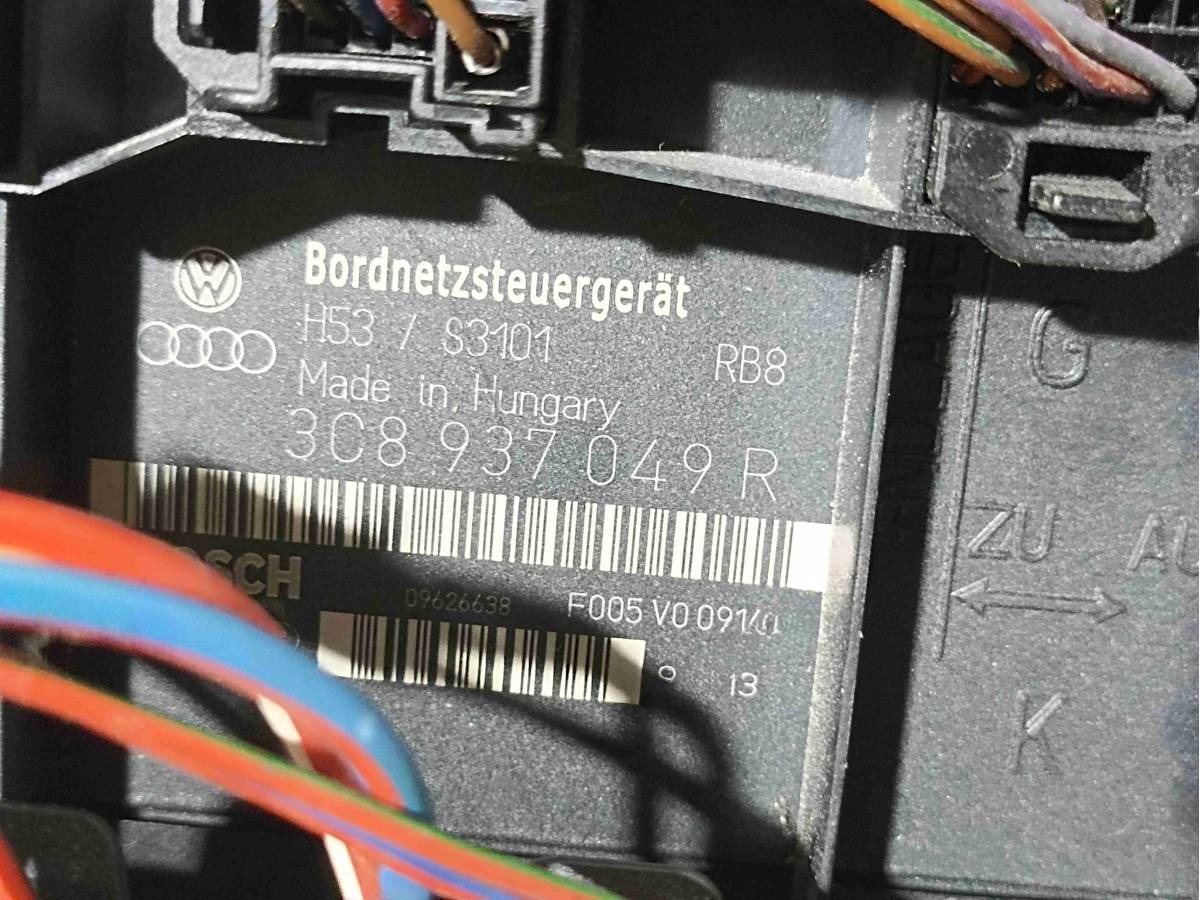 Блок комфорта Volkswagen Passat, 2009 г., OEM 3C8937049R, арт. 008329, фото 3