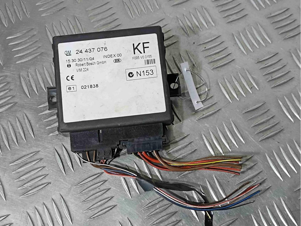 Блок комфорта Opel Zafira, 2003 г., OEM 24437076, арт. 017089