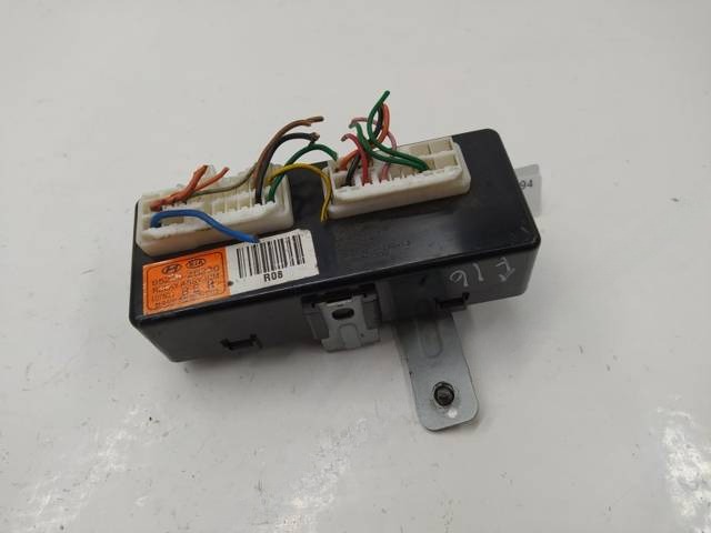 Блок комфорта Hyundai Santa Fe, 2006 г., OEM 952302B230, арт. 10347794