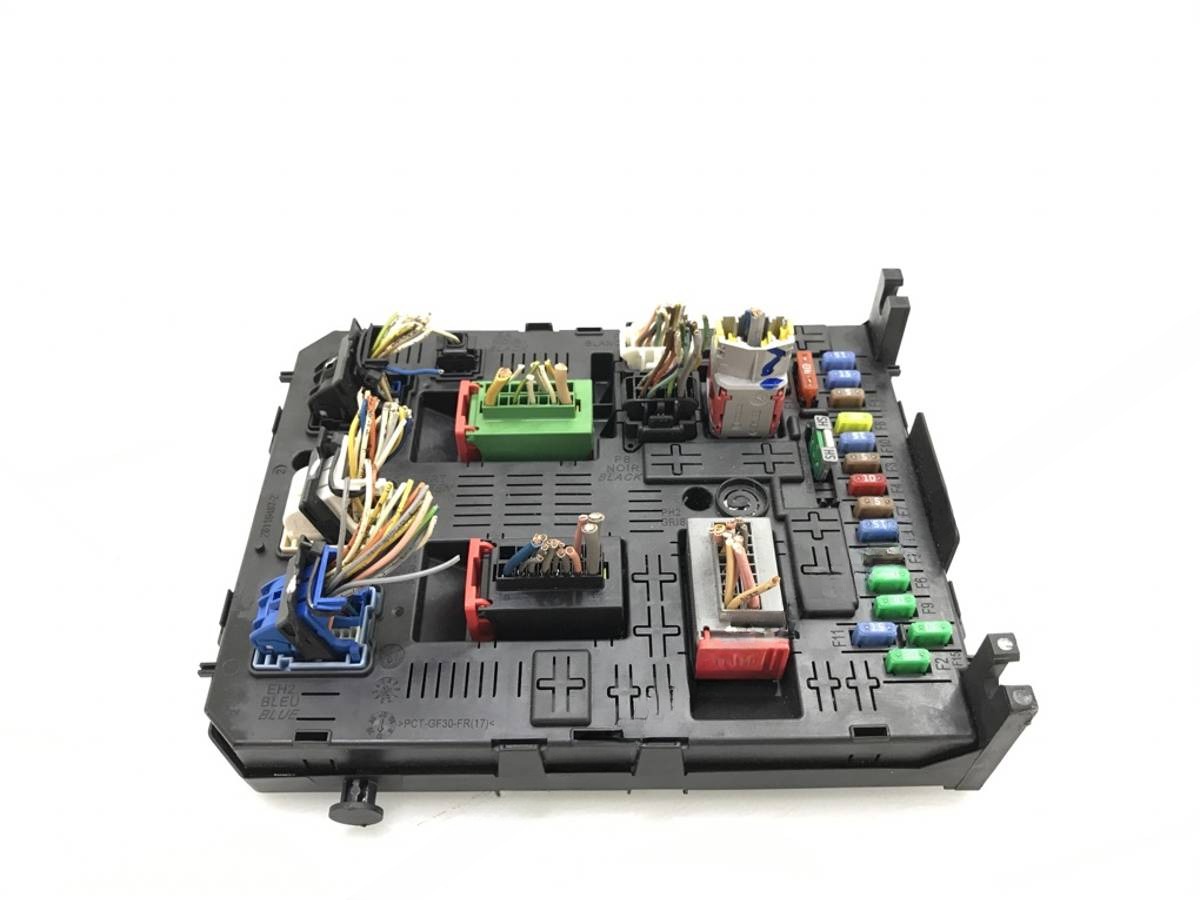 Блок комфорта Peugeot 407, 2009 г., OEM 966405888002, арт. 564656