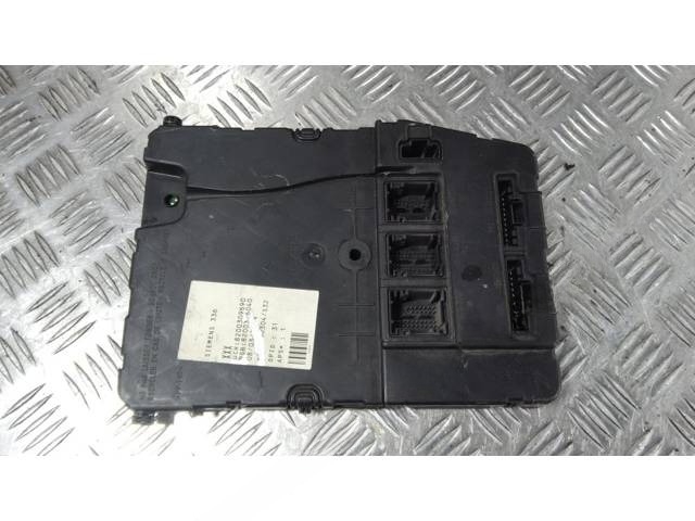 Блок комфорта Renault Megane, 2005 г., OEM 8200309690, арт. 65310
