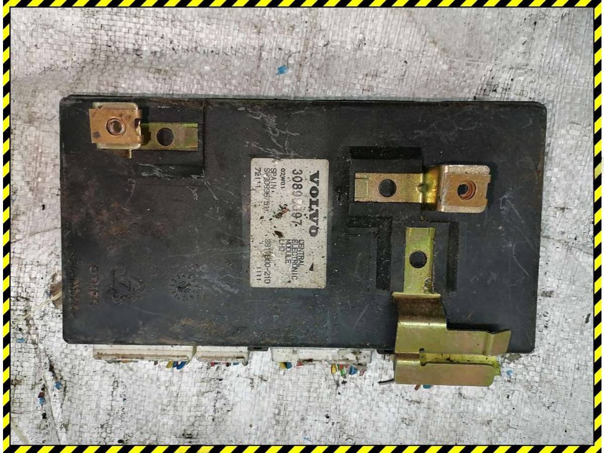 Блок комфорта Volvo V40, 1996 г., OEM 30896697, арт. 84945584, фото 3