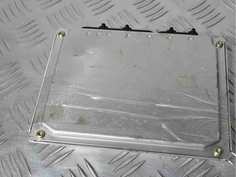 Блок управления двигателем Volkswagen Passat, 1998 г., OEM 8d0907558f, арт. 013809, фото 4