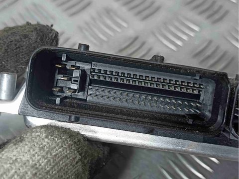 Блок управления двигателем Volkswagen Passat, 2002 г., OEM 038906019ek, арт. 016186, фото 3