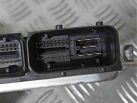 Блок управления двигателем Volkswagen Passat, 2002 г., OEM 038906019er, арт. 022907, фото 2