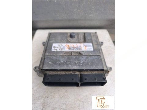Блок управления двигателем Volvo XC90, 2007 г., OEM 30729999, арт. 2730