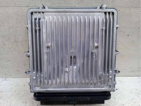 Блок управления двигателем BMW 3 E90/E91/E92/E93, 2010 г., OEM 0281017027, арт. 86006909, фото 2