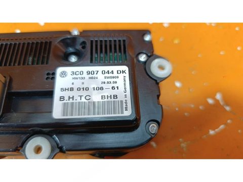 Блок управления печки/климат-контроля Volkswagen Passat, 2009 г., арт. 01022198, фото 3