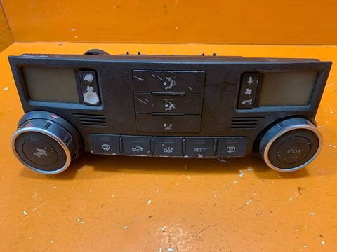 Блок управления печки/климат-контроля Volkswagen Touareg, 2004 г., арт. 01023181