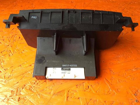 Блок управления печки/климат-контроля Toyota RAV4, 2003 г., OEM 8401042030, арт. 1011322, фото 2