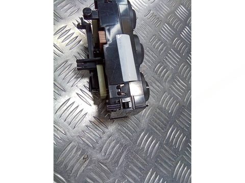 Блок управления печки/климат-контроля Peugeot 3008, 2010 г., OEM 400017003, арт. 102583818, фото 10