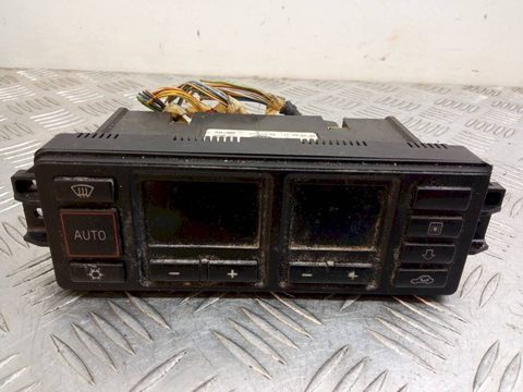 Блок управления печки/климат-контроля Audi A4, 1999 г., OEM 5HB007608, арт. 1057212