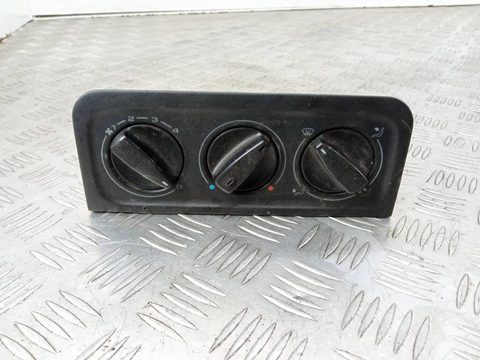 Блок управления печки/климат-контроля Volkswagen Golf, 1996 г., арт. 1112982