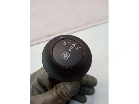 Блок управления печки/климат-контроля Peugeot 807, 2006 г., OEM 0400440161, арт. 52107558