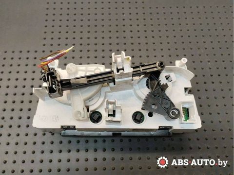 Блок управления печки/климат-контроля Peugeot 308, 2008 г., OEM 69940002, арт. 58228941, фото 3