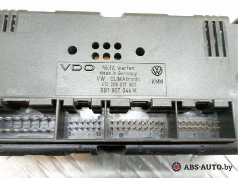 Блок управления печки/климат-контроля Volkswagen Passat, 2004 г., арт. 72250036, фото 4