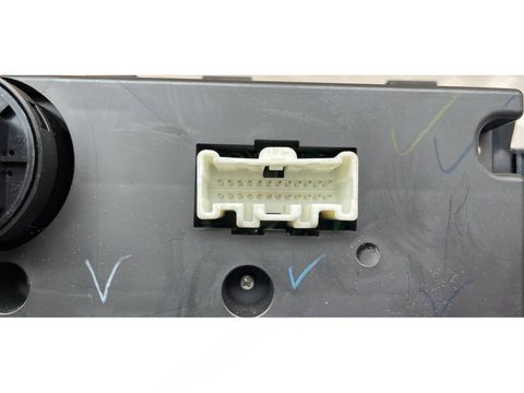 Блок управления печки/климат-контроля Mazda 6, 2009 г., OEM 5037225454, арт. 75150017, фото 5