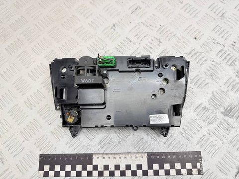 Блок управления печки/климат-контроля Volvo V70, 2007 г., OEM 30746022, арт. A40527, фото 3