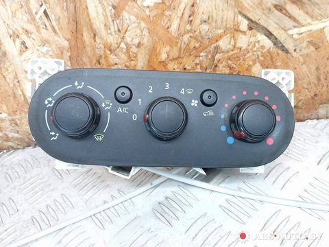Блок управления печки/климат-контроля Opel Vivaro, 2017 г., OEM 1093049, арт. A5845_1, фото 2