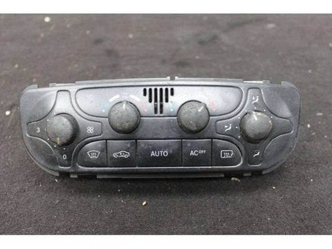 Блок управления печки/климат-контроля Mercedes C W203, 2002 г., OEM A2098300085, арт. C565
