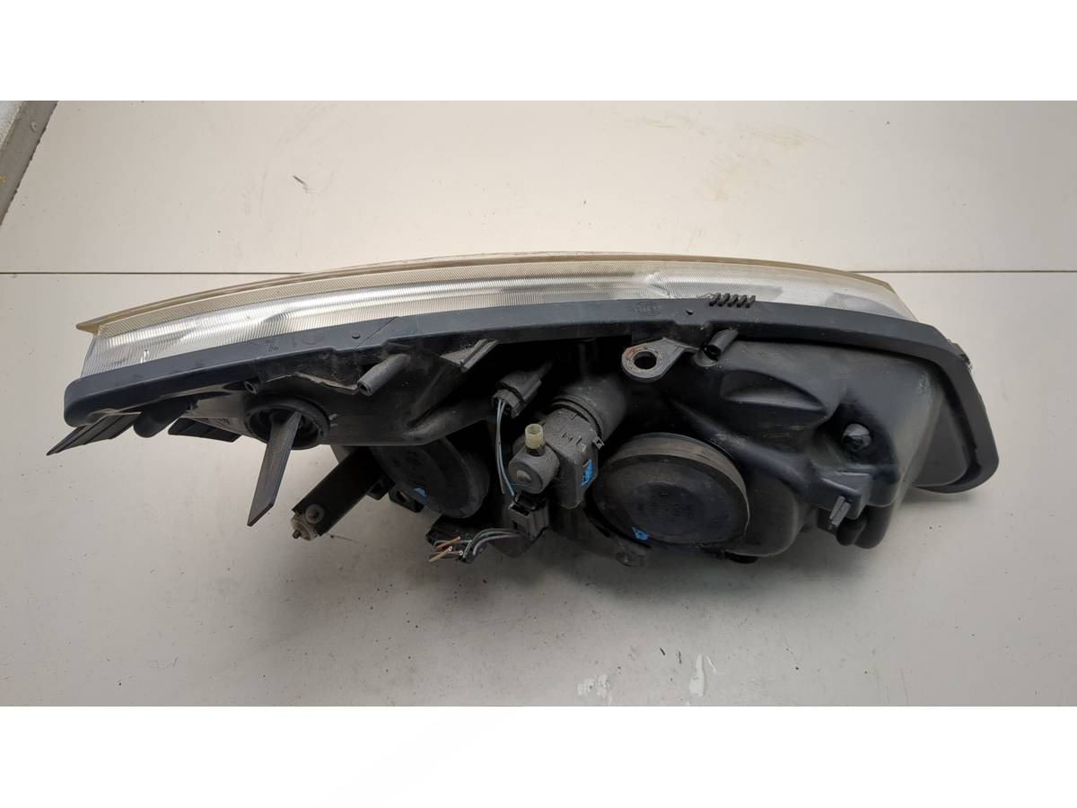 Фара левая Renault Scenic, 2003 г., OEM 260607045R, арт. 20977009, фото 2