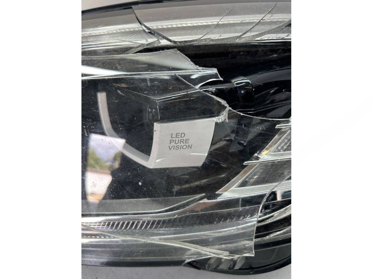 Фара левая Renault Scenic, 2017 г., OEM 260609501R, арт. 30069, фото 2