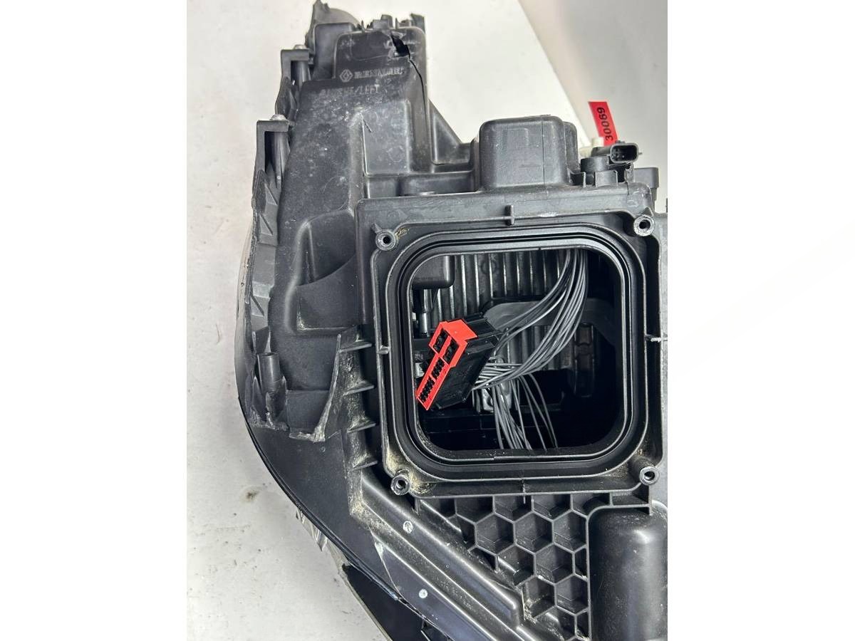 Фара левая Renault Scenic, 2017 г., OEM 260609501R, арт. 30069, фото 7