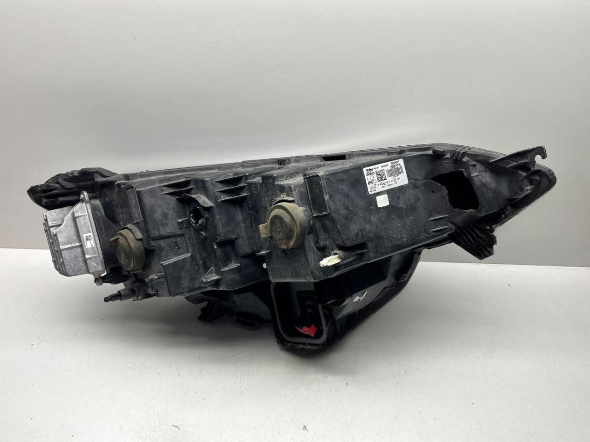 Фара левая Renault Megane, 2018 г., OEM 260601197R, арт. 30151, фото 6
