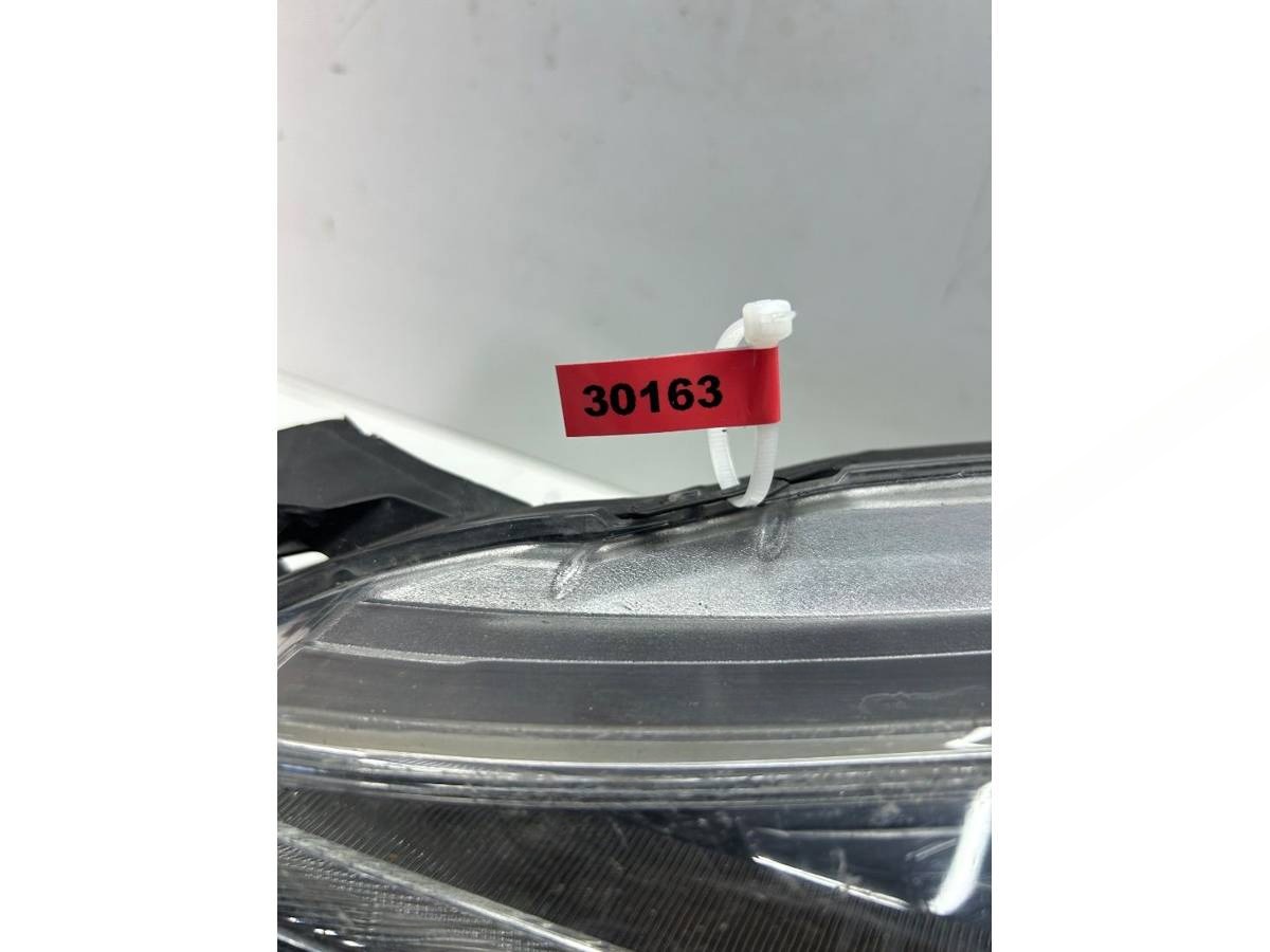 Фара левая Toyota Yaris, 2017 г., OEM 0D197, арт. 30163, фото 2