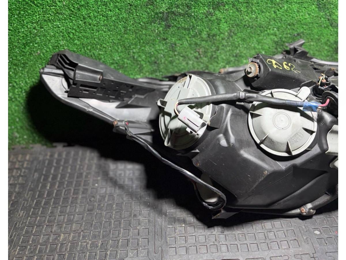 Фара левая Toyota Avensis, 2008 г., OEM 8116605310, арт. 58697, фото 6