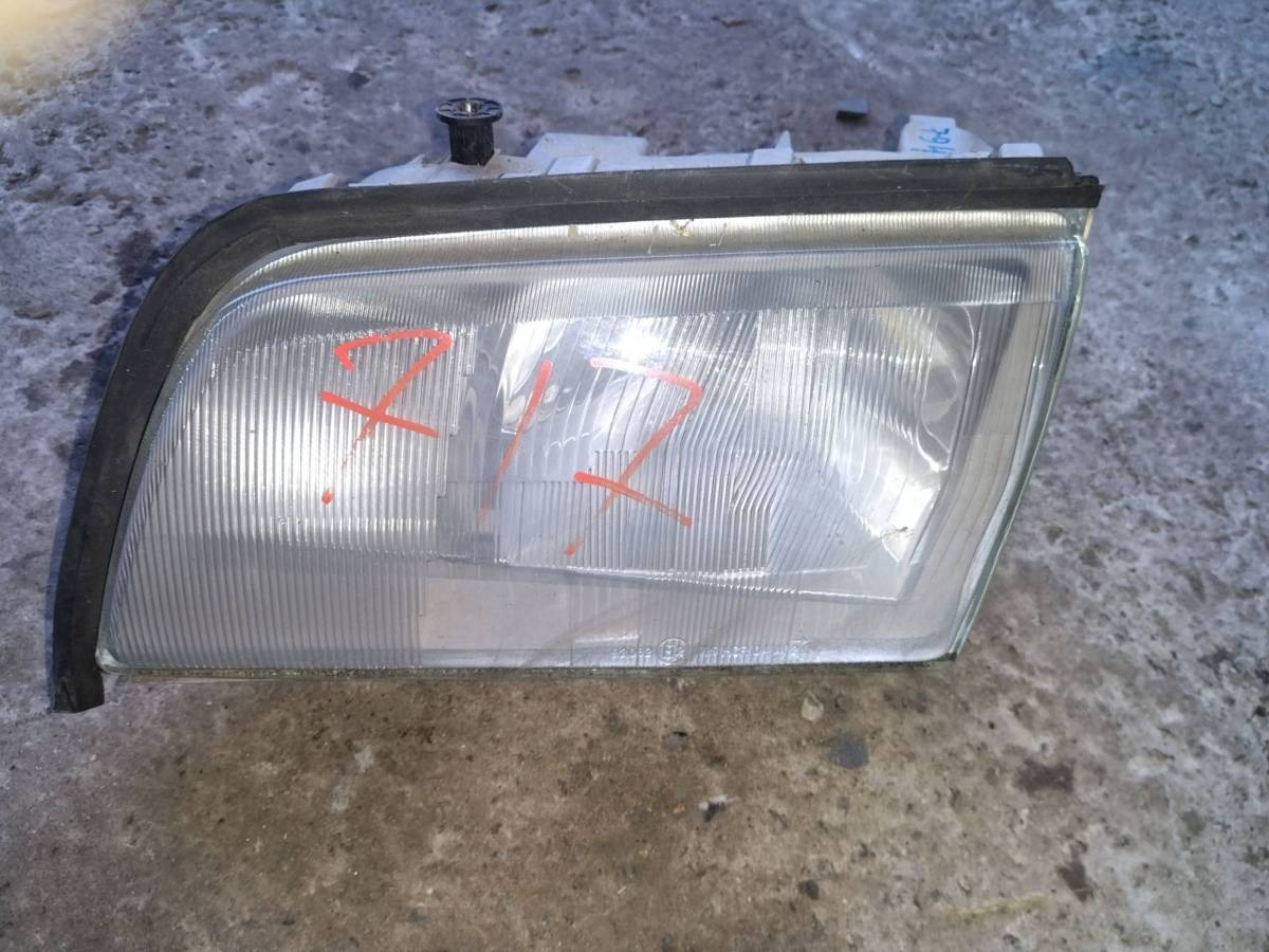 Фара левая Mercedes C W202, 1994 г., арт. 59061794