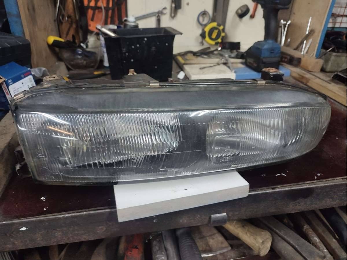 Новое Volkswagen Caddy, 1995 г., OEM V0002000, арт. 003043