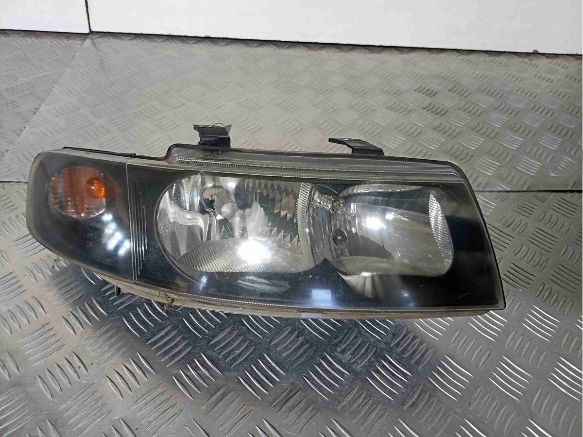 Новое Seat Toledo, 2002 г., OEM 67742701, арт. 005356