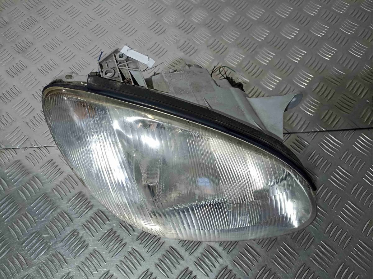 Новое Hyundai Sonata, 2001 г., OEM 921010238000, арт. 005903, фото 3