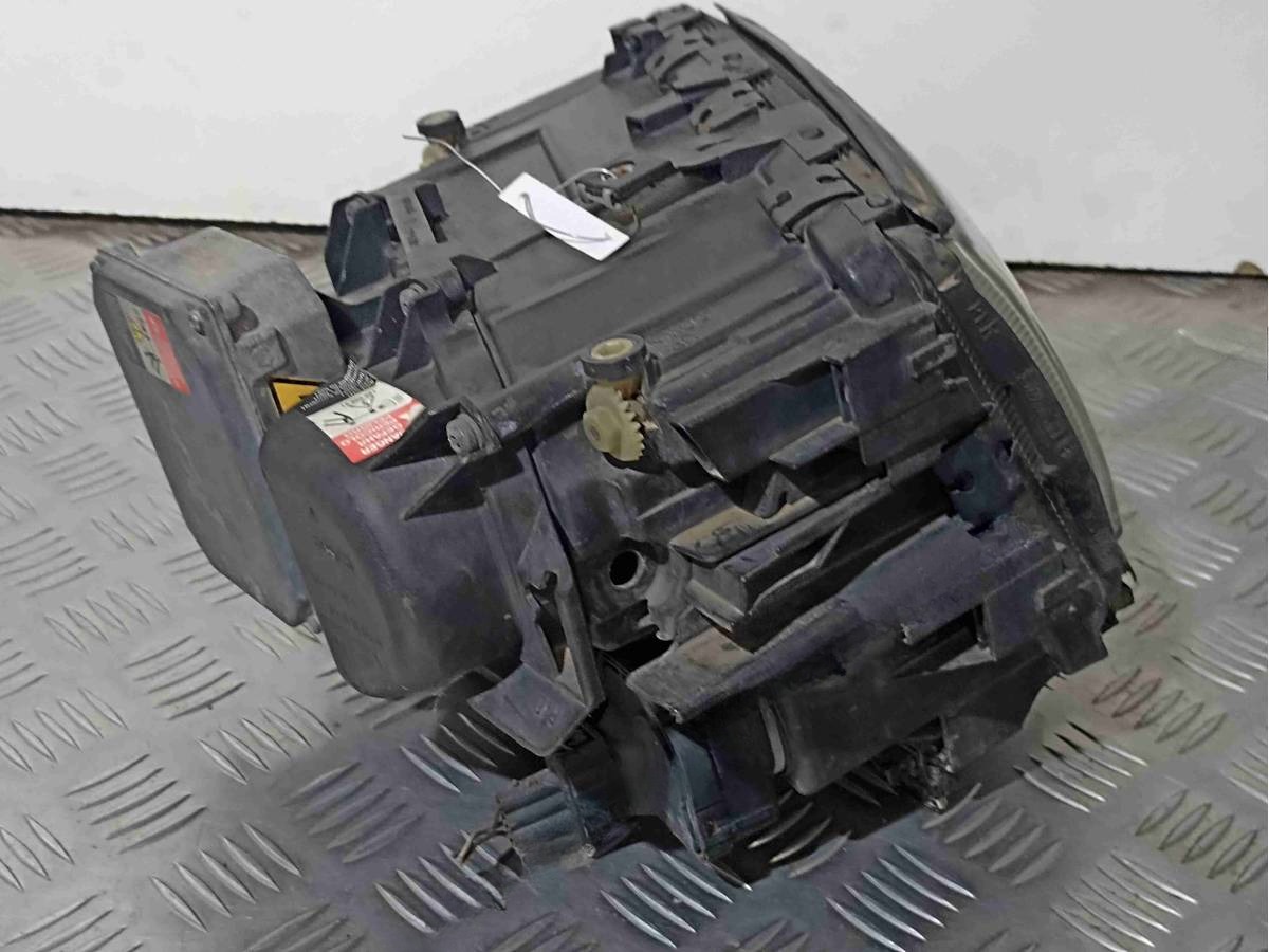 Новое Audi A8, 1998 г., OEM 0301047274, арт. 006092, фото 8