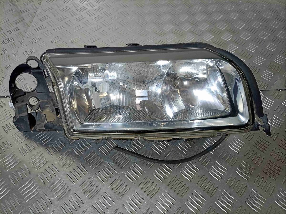 Новое Volvo S80, 1998 г., арт. 006598