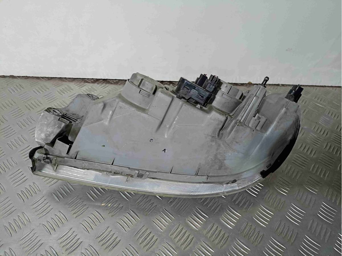 Новое Kia Carnival, 2004 г., арт. 008063, фото 6