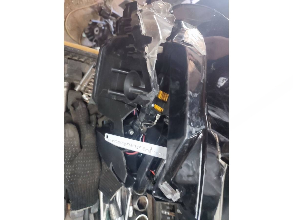 Новое BMW E60/E61 F07, 2013 г., OEM 17317413, арт. 008565, фото 3