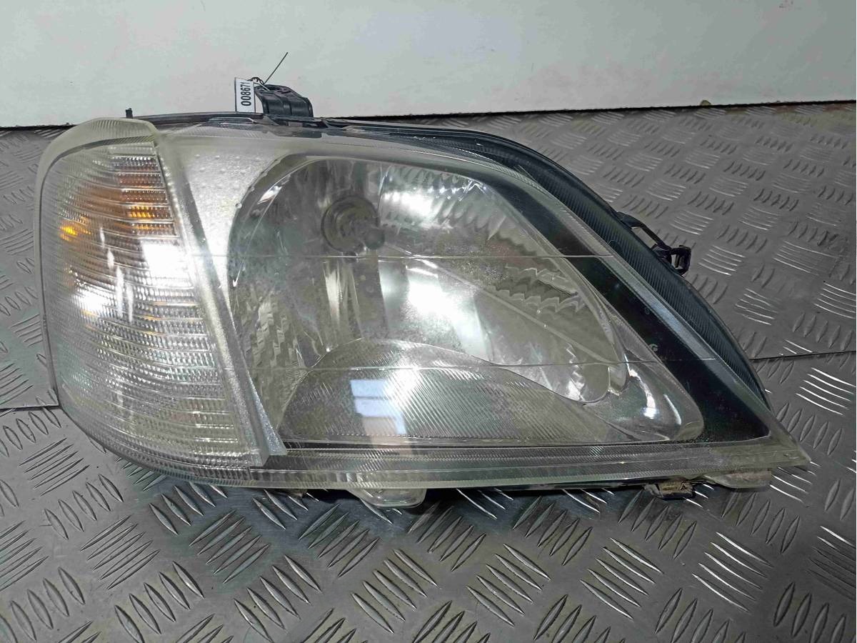 Новое Renault Logan, 2006 г., арт. 008671