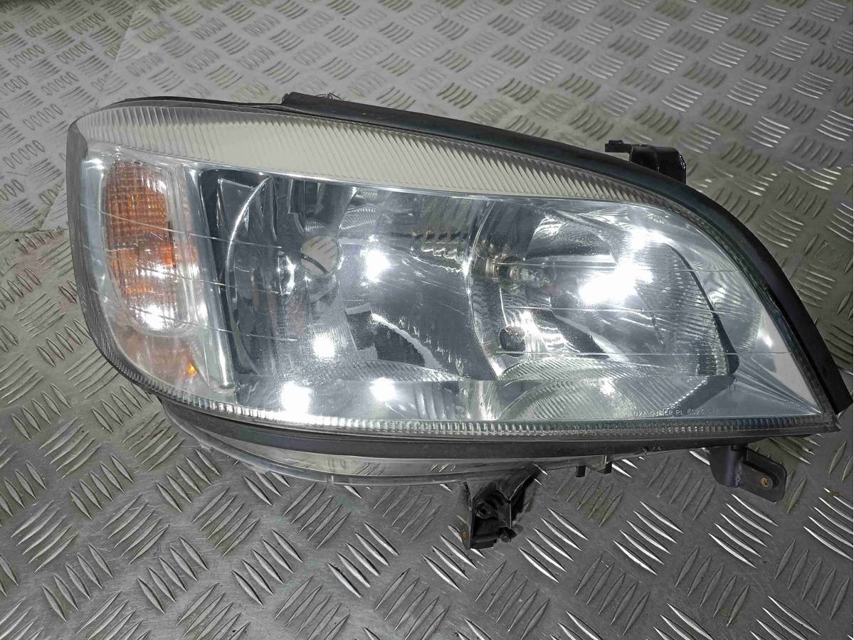 Новое Opel Zafira, 2003 г., OEM 89100055, арт. 018196