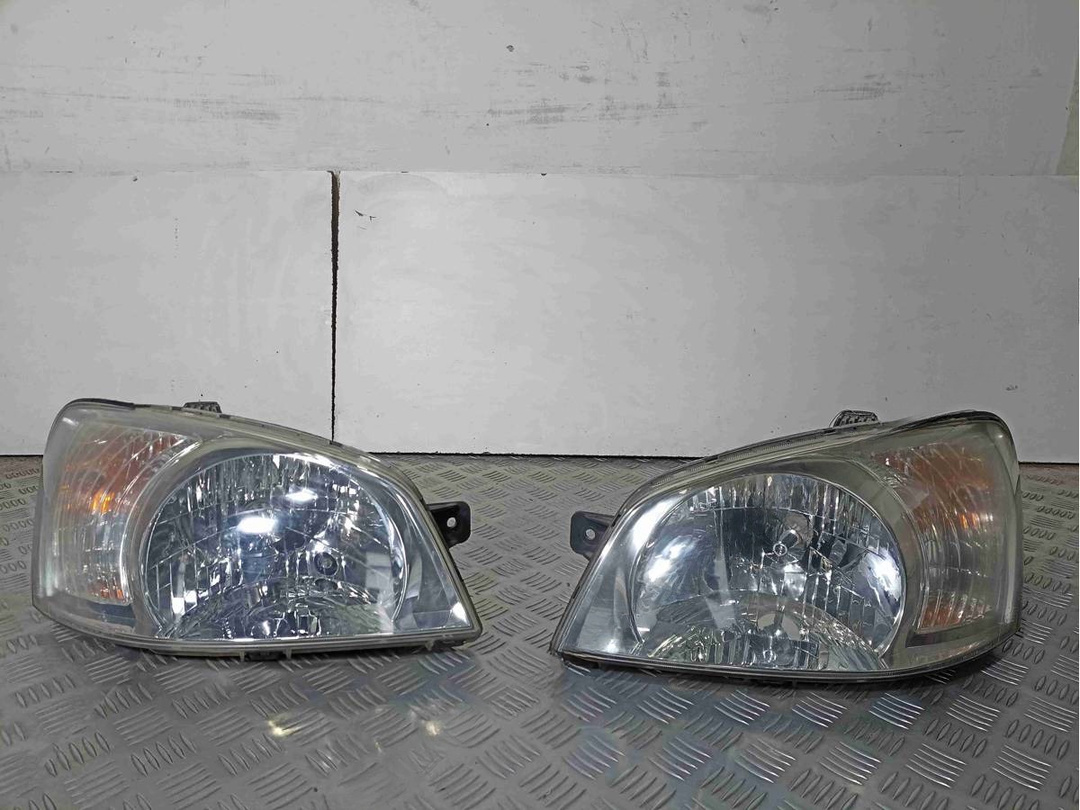Новое Hyundai Getz, 2005 г., OEM 921021cxxx, арт. 019197