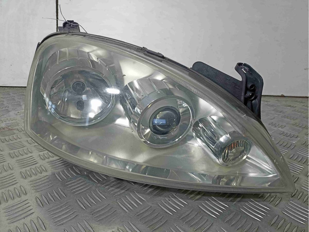 Новое Opel Corsa, 2004 г., OEM 13100536, арт. 019825